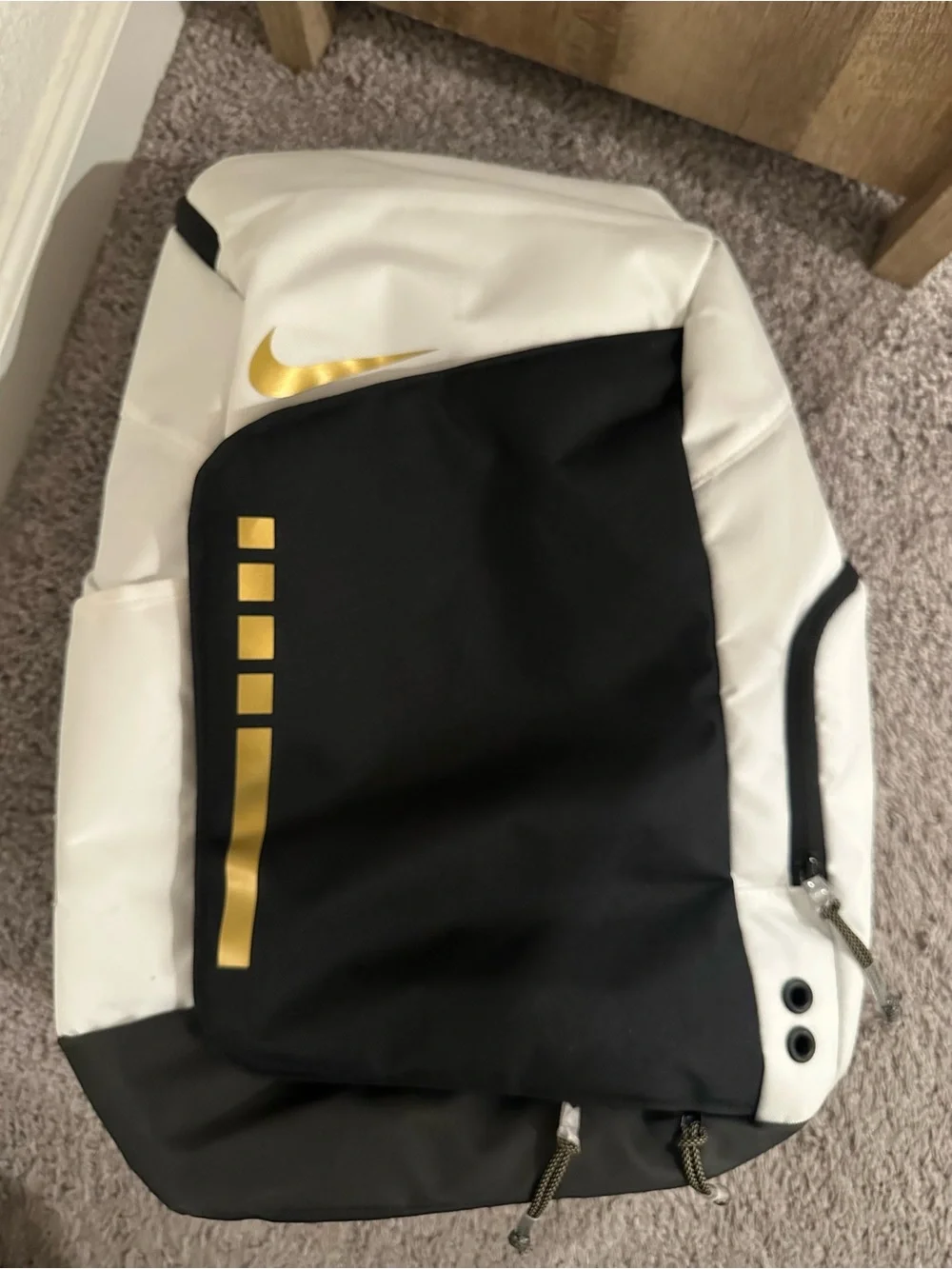 Nike Hoops Elite 32L Backpack in White, Black and Gold